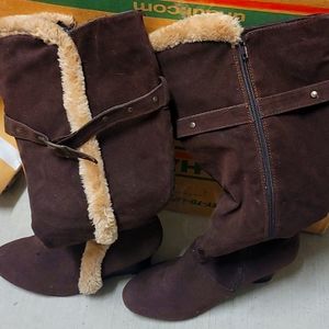 Wedge boots